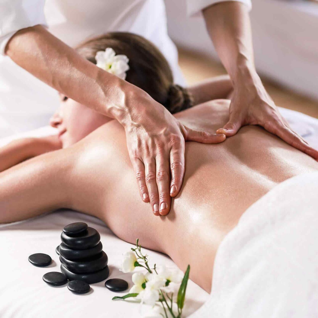 spa-massage-17 https://cocohairsnails.com/wp-content/uploads/2018/10/spa-massage-17-1280x1280.jpg